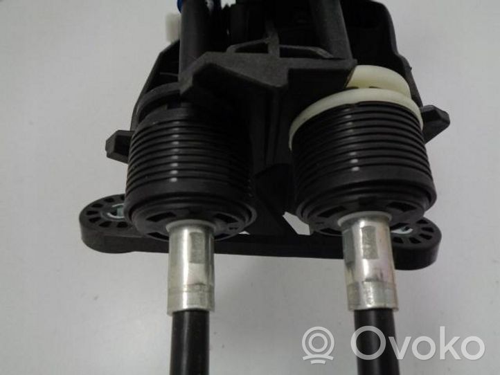 Ford Fiesta Perilla/embellecedor de cuero de la palanca de cambios H1BR-7C453-AKF