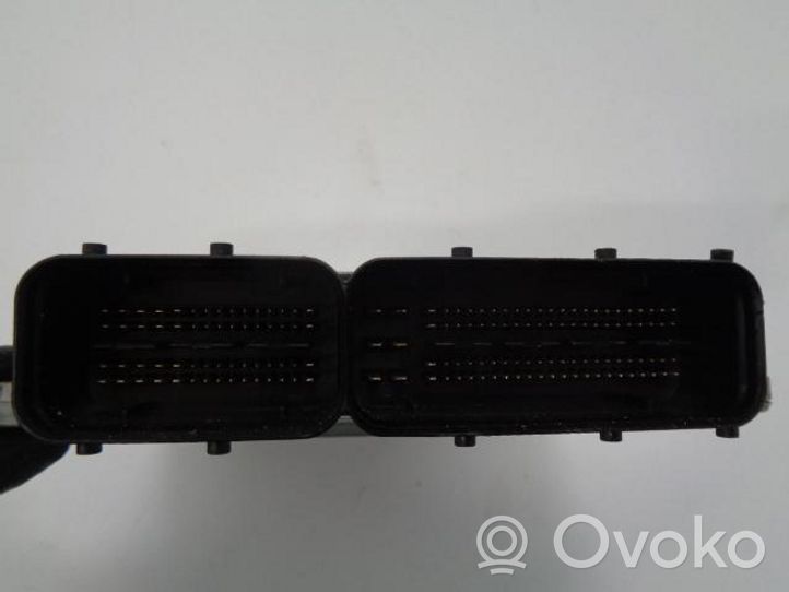 Audi A5 Komputer / Sterownik ECU silnika 