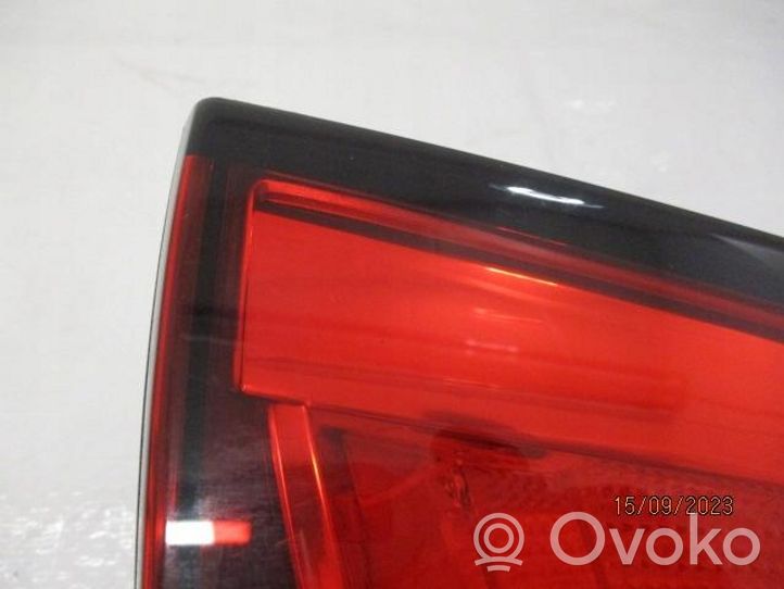 Citroen C3 Lampy tylnej klapy bagażnika 9685225580