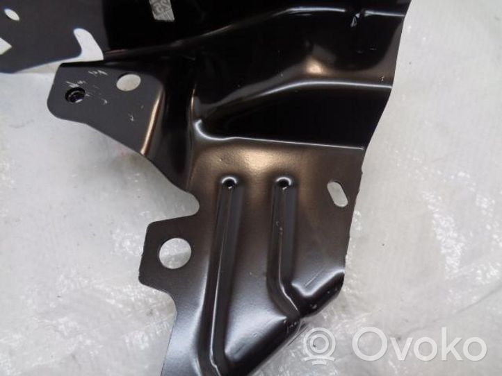 Citroen C4 III e-C4 Supporto di montaggio del parafango 9804742580