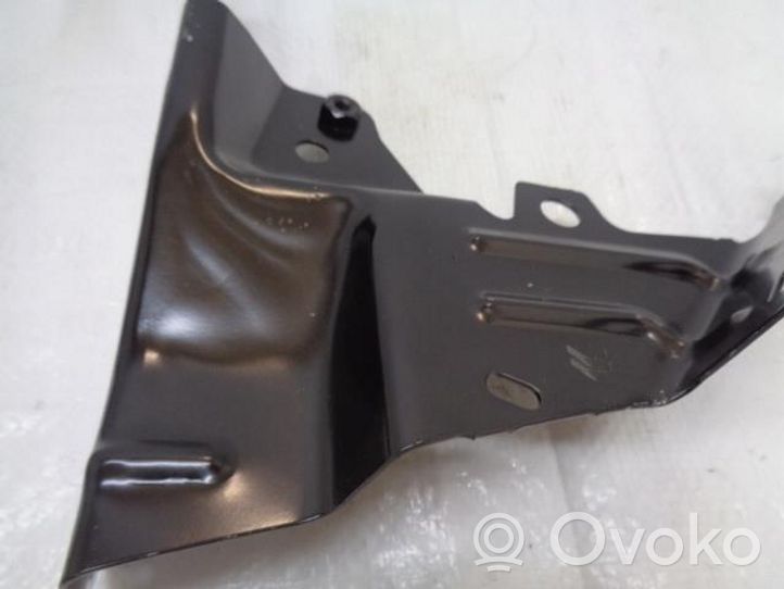 Citroen C4 III e-C4 Supporto di montaggio del parafango 9804742580