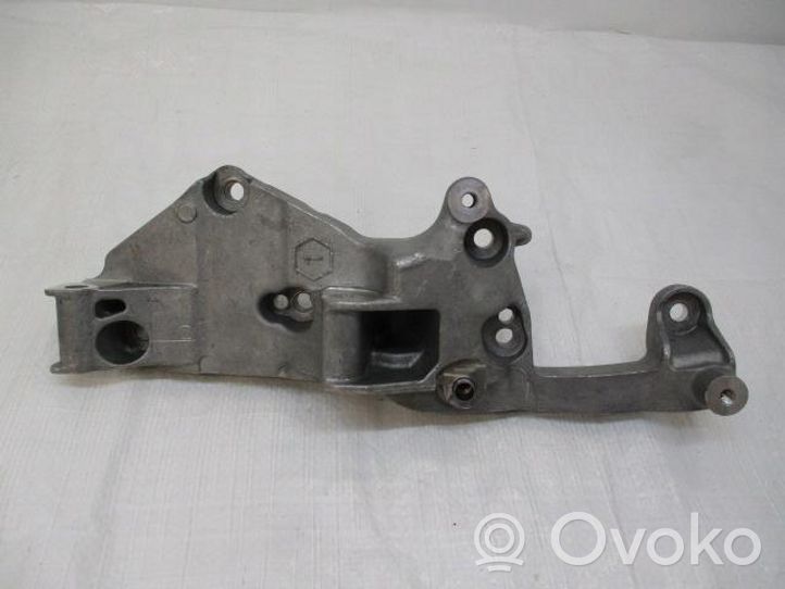 Peugeot 307 Support de compresseur de clim 9809714680