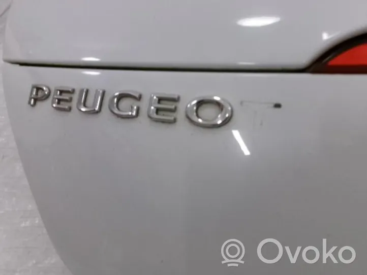 Peugeot RCZ Couvercle de coffre 