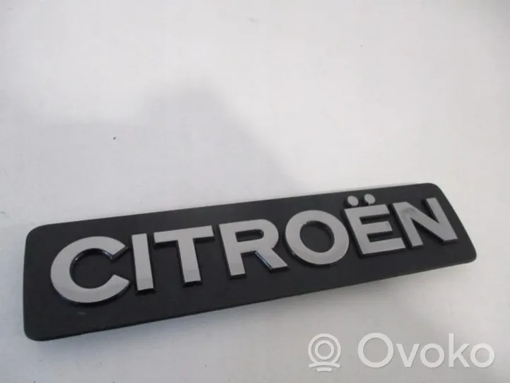 Citroen Berlingo Logo, emblème, badge 8665CF