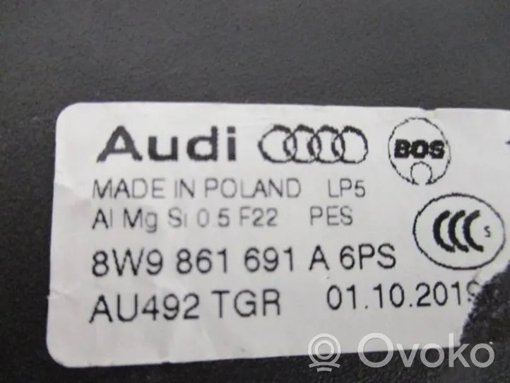 Audi A4 S4 B9 8W Tavaratilan suojaverkko 8W9861691