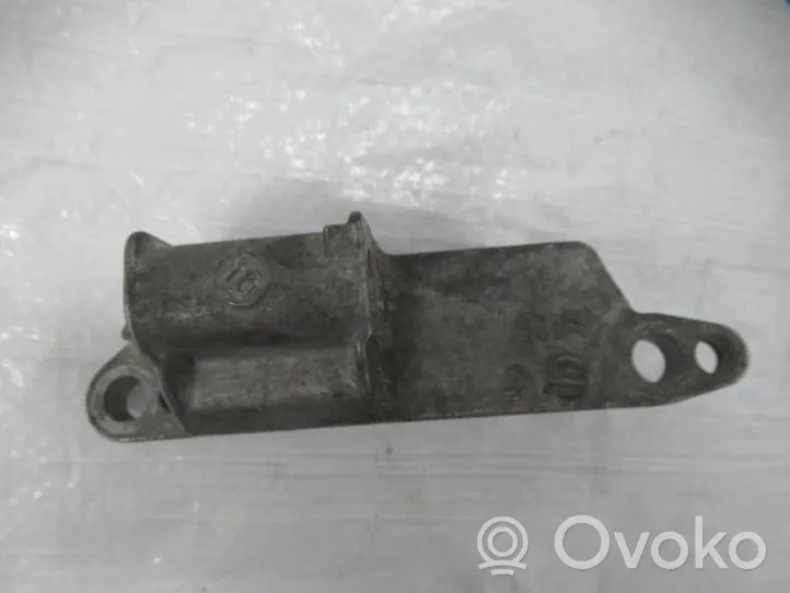 Peugeot 208 Support de générateur / alternateur 9812038580