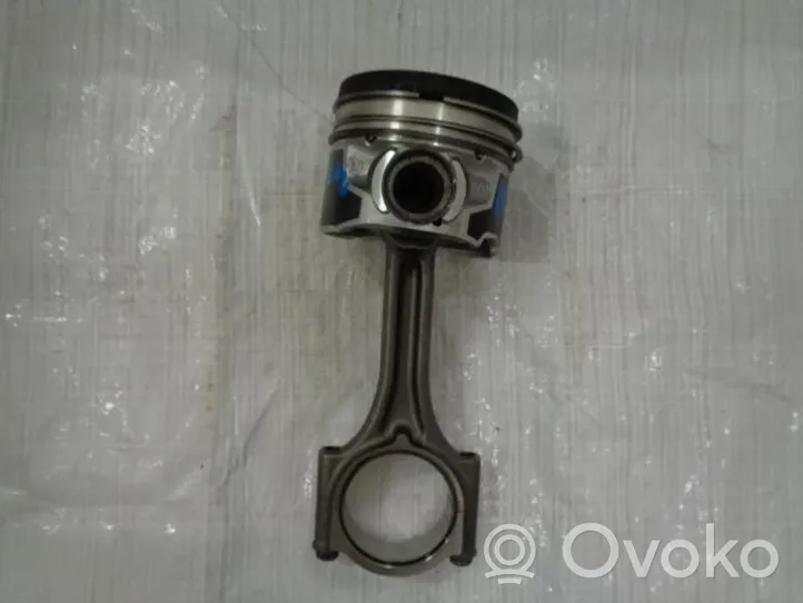 Peugeot Rifter Piston avec bielle 9818178480