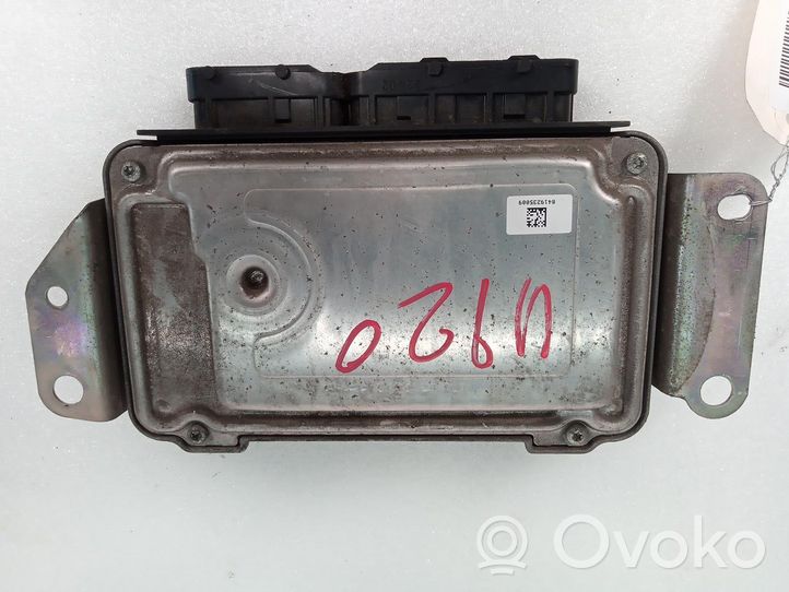 Toyota Aygo AB10 Sterownik / Moduł ECU 0261S08723