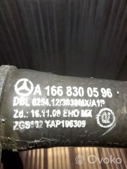 Mercedes-Benz GLE (W166 - C292) Tuyau de liquide de refroidissement moteur A1668300596