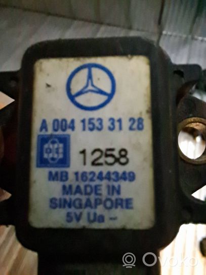 Mercedes-Benz Sprinter W906 Capteur de pression d'air A0041533128