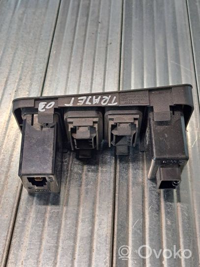 Hyundai Trajet Bouton commande réglage hauteur de phares 848403A020