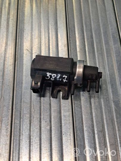 Nissan X-Trail T30 Solenoidinis vožtuvas 14956AW401