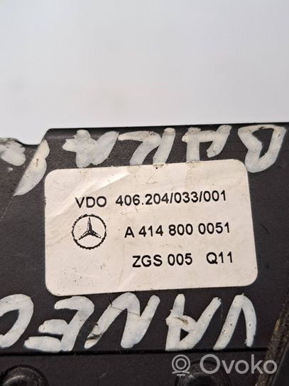 Mercedes-Benz Vaneo W414 Moteur de verrouillage trappe à essence A4148000051