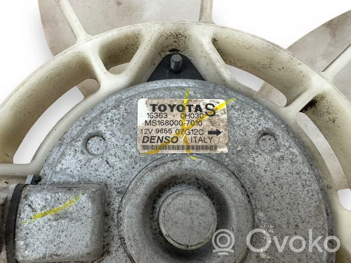 Toyota Avensis T250 Convogliatore ventilatore raffreddamento del radiatore 163630H030