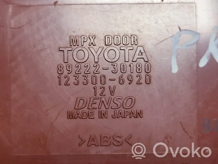 Lexus GS 300 350 430 450H Sterownik / Moduł drzwi 8922230180