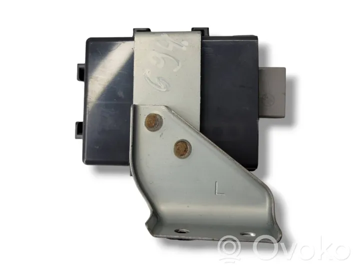 Lexus RX 300 Moduł sterowania Gateway 8911148020