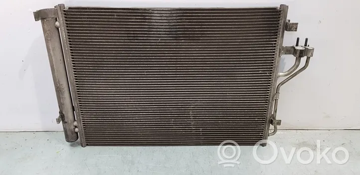 KIA Carens III Radiateur condenseur de climatisation 97606A4501