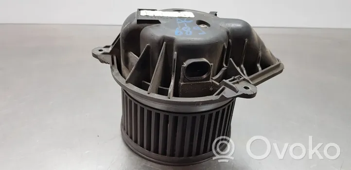 Opel Vivaro Ventola riscaldamento/ventilatore abitacolo 91158687