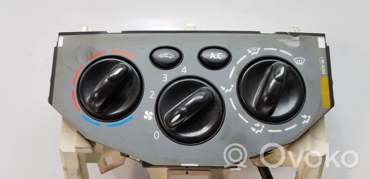 Opel Vivaro Air conditioner control unit module 93198830