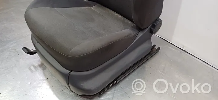 Volkswagen Caddy Asiento delantero del conductor 6Q4881045AL