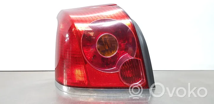 Toyota Avensis T250 Lampada fanale posteriore 8156105130