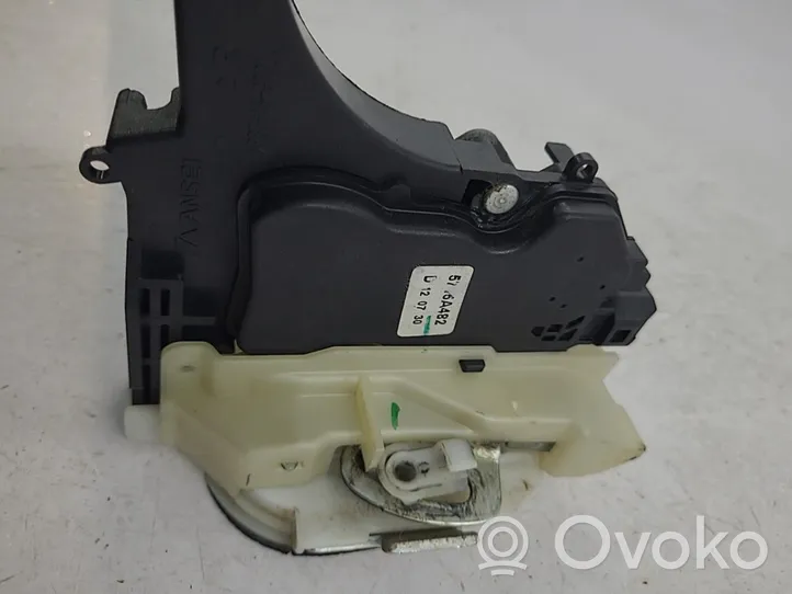 Mitsubishi L200 Serrure de porte avant 5715A486