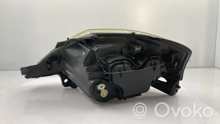 Ford Puma Lampa przednia 1091702