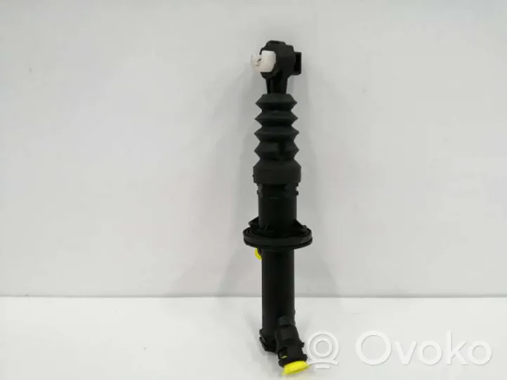 Renault Clio IV Główny cylinder sprzęgła 306105773R