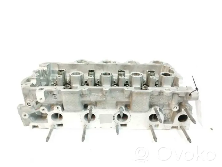 Peugeot Partner Culasse moteur 9655911480