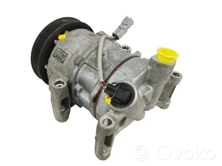 Toyota Yaris Compresseur de climatisation 883100DA70