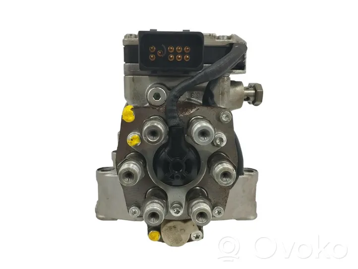 Audi A4 S4 B5 8D Pompa ad alta pressione dell’impianto di iniezione 0470506006