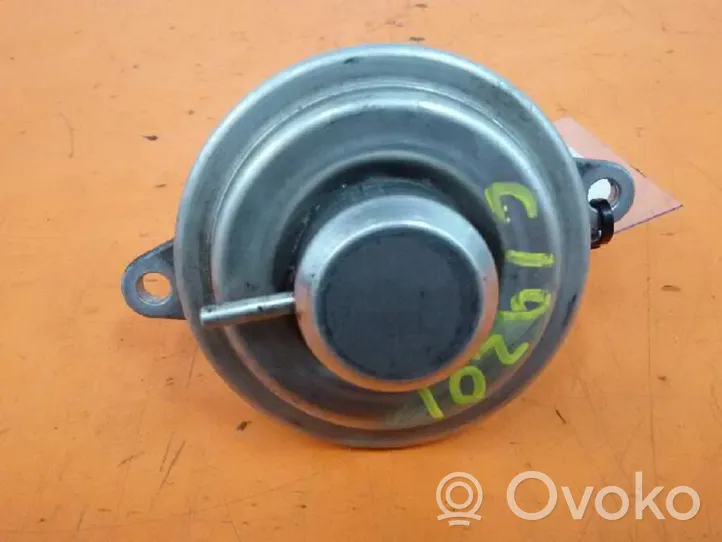 Opel Vectra B EGR valve 9117505