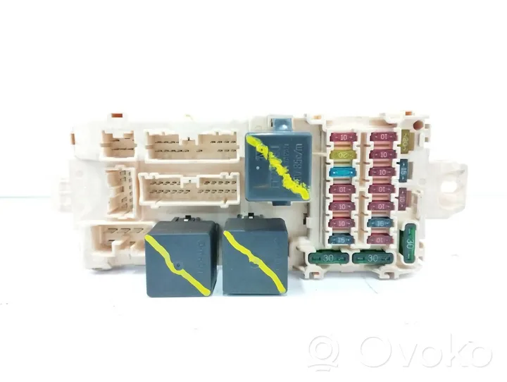 Mitsubishi Galant Module de fusibles 