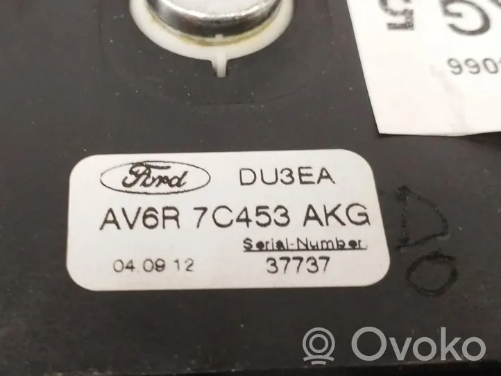 Ford C-MAX II Vaihteenvalitsimen verhoilu AV6R7C453AKG