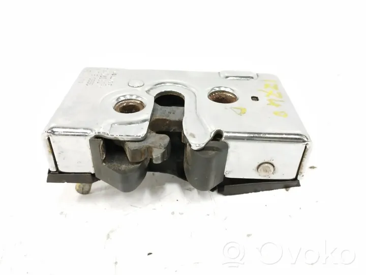 Audi 200 Front door lock 443837016R