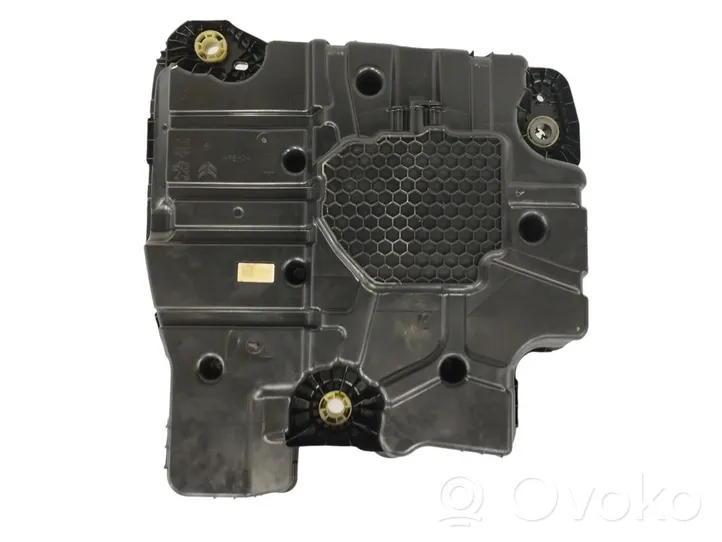 Peugeot 208 other engine part 9827948380