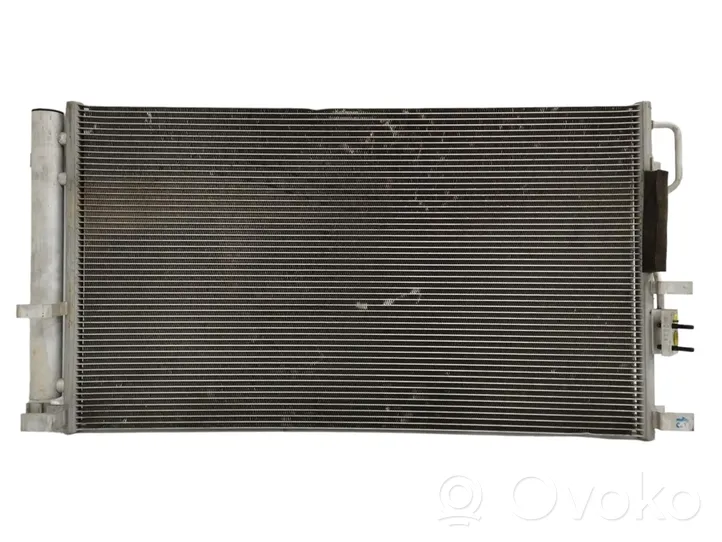 KIA Sportage Radiateur condenseur de climatisation F200NFFAB0