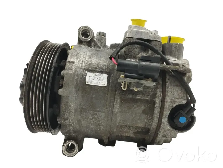 Jaguar XJ X350 Ilmastointilaitteen kompressorin pumppu (A/C) 2W9319D629BB