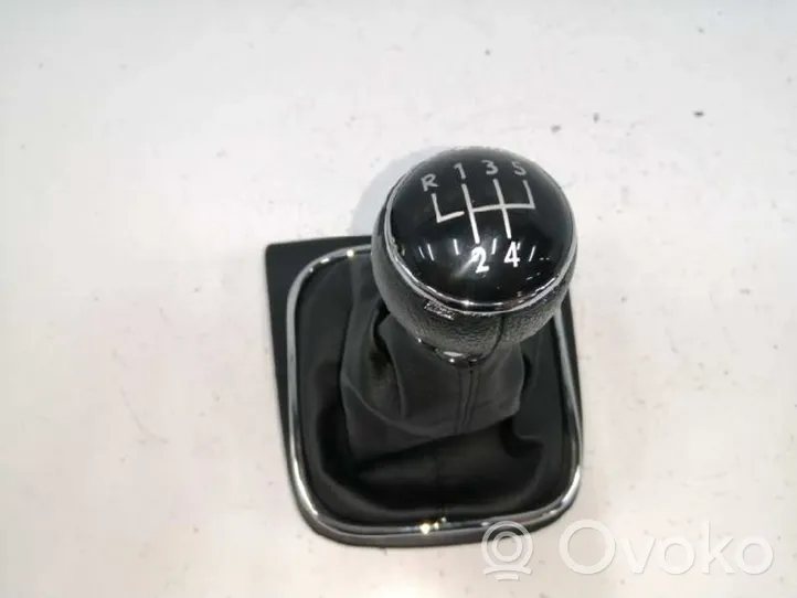 Volkswagen Golf VI Vaihdevivun/vaihtajan verhoilu nahka/nuppi 1K0711118A