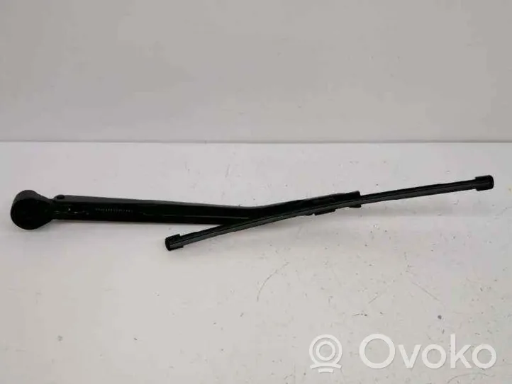 BMW 1 E82 E88 Ramię wycieraczki szyby tylnej 61627138507