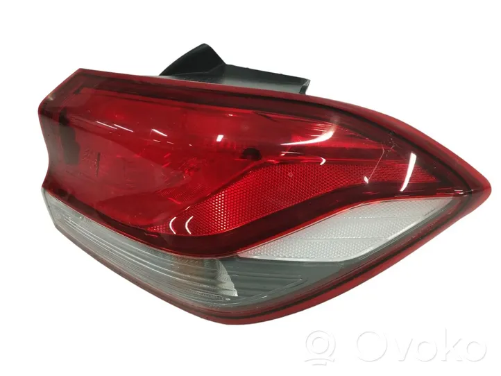 Hyundai i30 Lampa tylna 92402G30