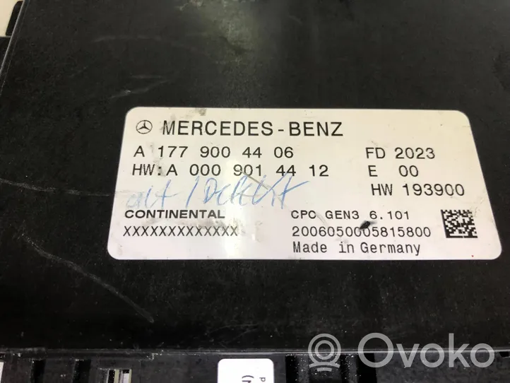 Mercedes-Benz GLA H247 Module de contrôle de boîte de vitesses ECU A1779004406