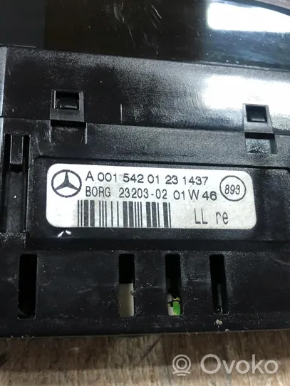 Mercedes-Benz CL C215 Monitori/näyttö/pieni näyttö A0015420123