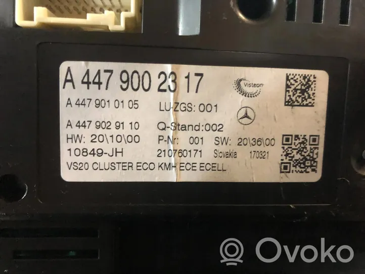 Mercedes-Benz Vito Viano W447 Tachimetro (quadro strumenti) A4479002317