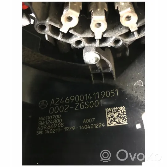 Mercedes-Benz B W246 W242 Keskikonsolin etusivuverhoilu A2469001411