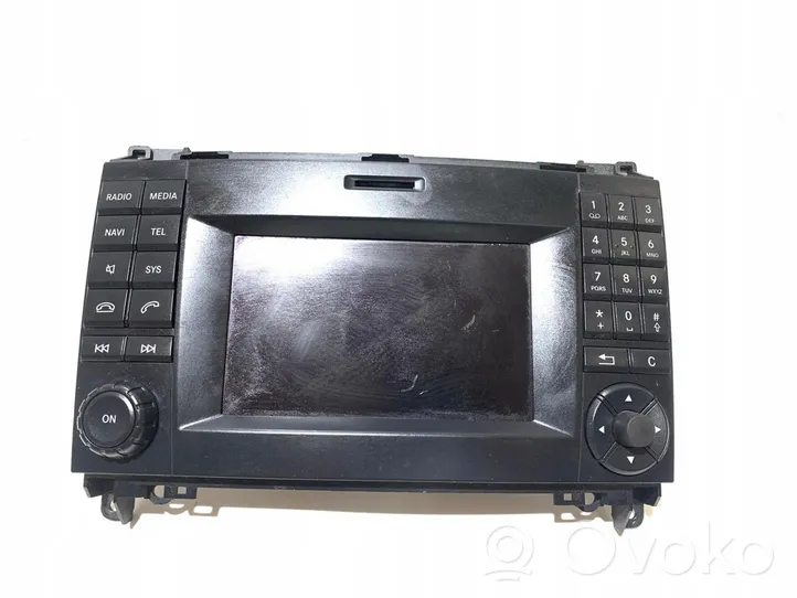 Mercedes-Benz Sprinter W901 W902 W903 W904 Radija/ CD/DVD grotuvas/ navigacija A4479012402