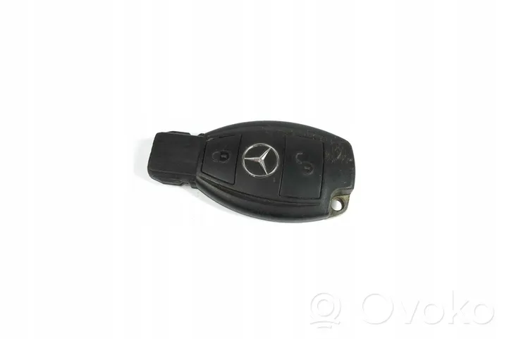 Mercedes-Benz Vito Viano W639 Zündschlüssel / Schlüsselkarte 2010DJ1439