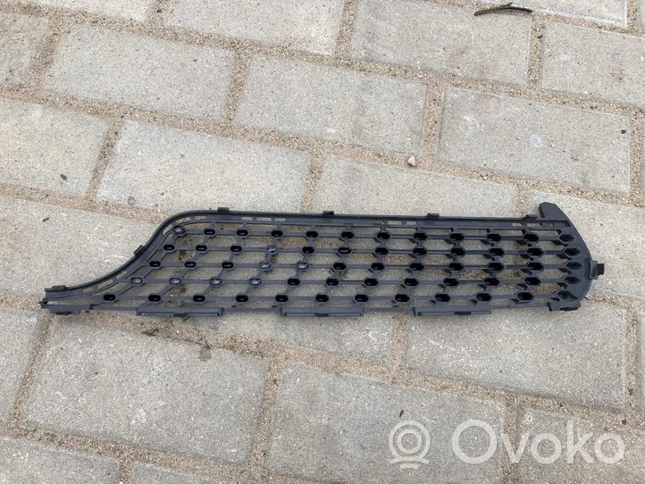 Mercedes-Benz CLA C117 X117 W117 Grille calandre supérieure de pare-chocs avant KRATKA