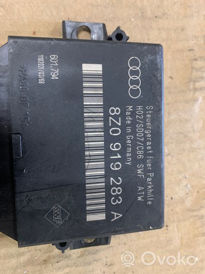 Audi A4 S4 B6 8E 8H Pysäköintitutkan (PCD) ohjainlaite/moduuli 8Z0919283A