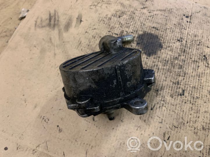 Mercedes-Benz C W203 Pompe à vide A6112300065